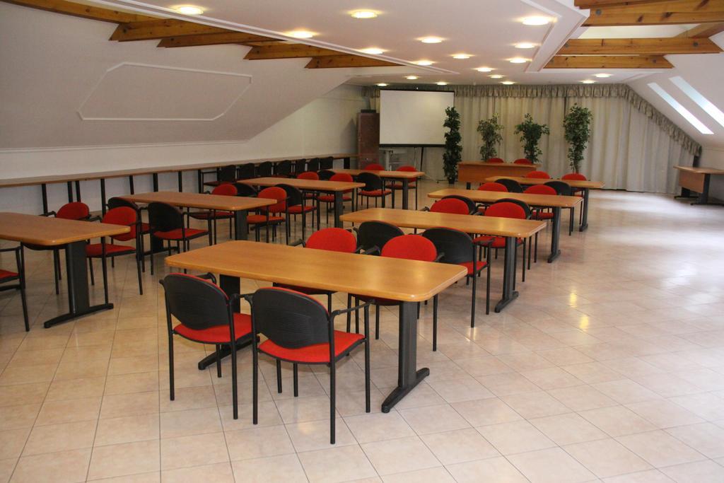 Hotel Pannonia Miskolc Eksteriør bilde