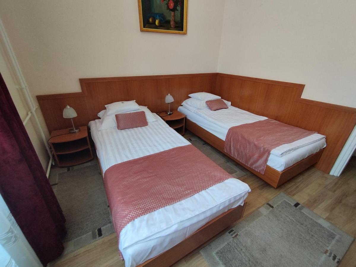 Hotel Pannonia Miskolc Eksteriør bilde
