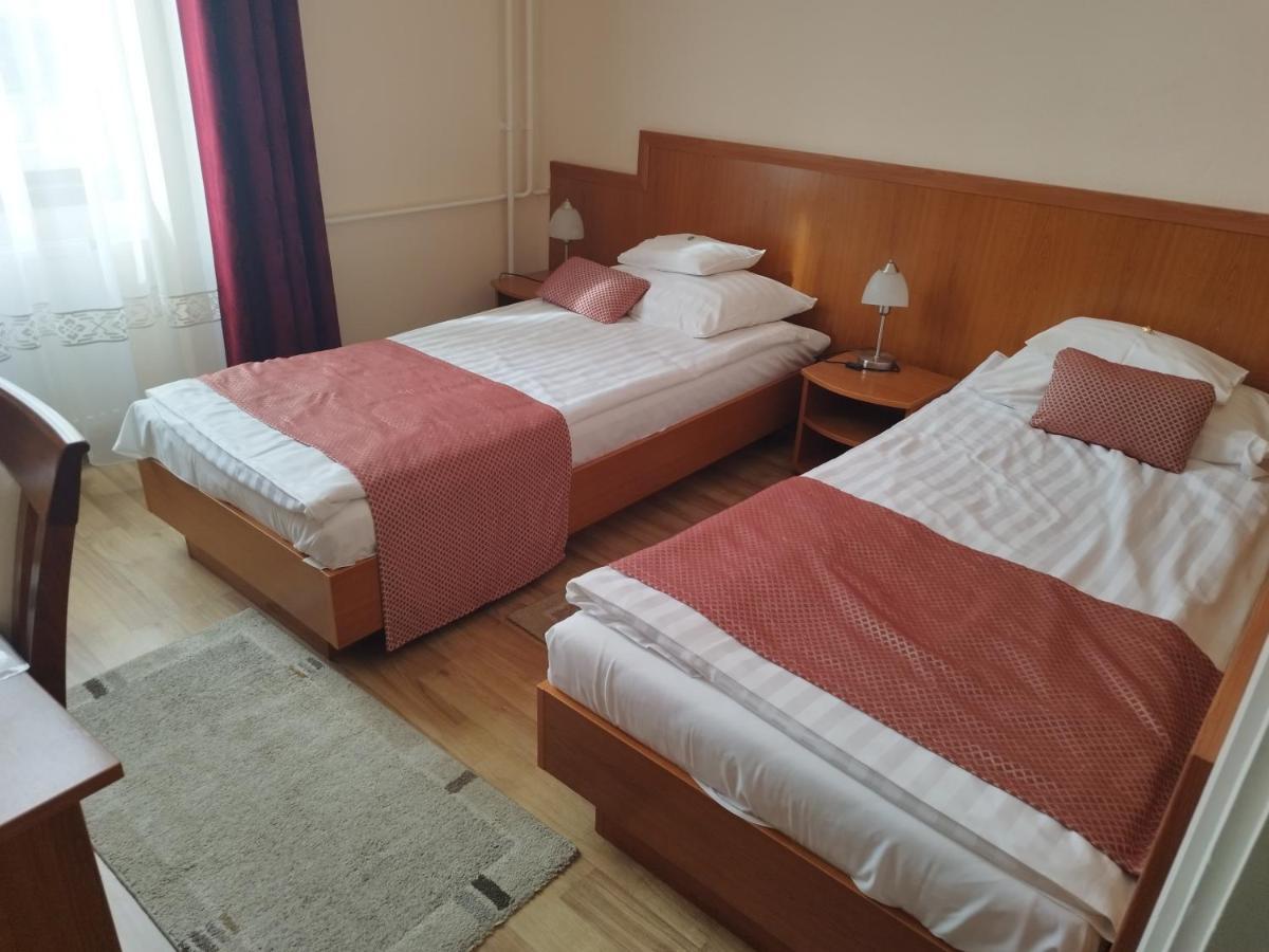 Hotel Pannonia Miskolc Eksteriør bilde