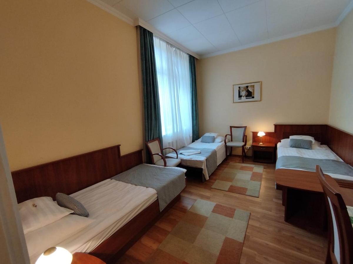 Hotel Pannonia Miskolc Eksteriør bilde